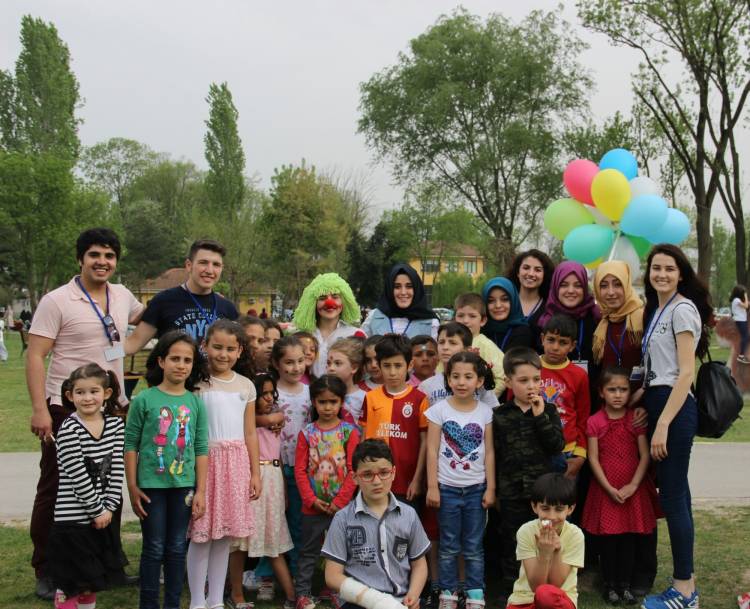 Bölümümüz Öğrencileri Tarafından Çocuk İstismarı Yönelik Farkındalık Adına Sosyal Sorumluluk Projesi Gerçekleştirildi